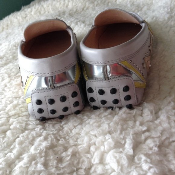 TOD'S Lather Studded Loafers size 35 - Picture 2 of 2